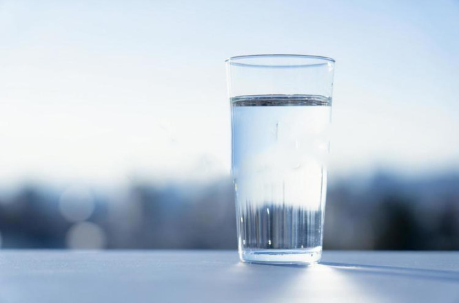 ミネラルウォーター
飲み放題